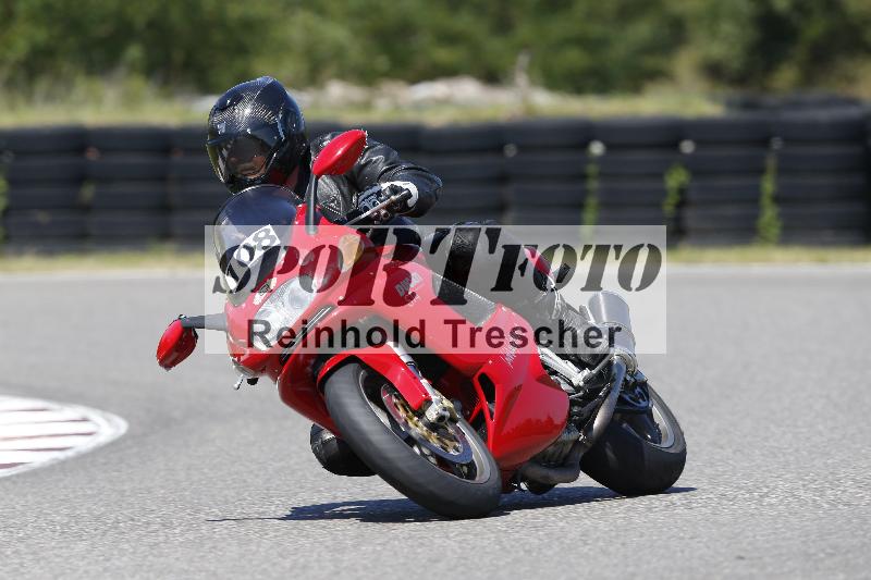 /Archiv-2025/48 25.08.2025 Cornu Master School ADR/blau-bleu/108